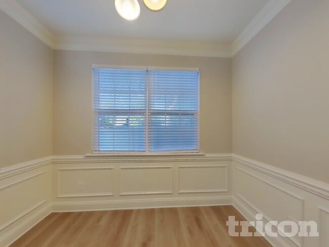 Photo - 10759 Traders Ct