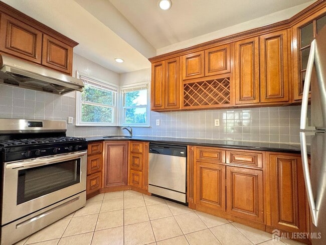 Photo - 69 Mercer St