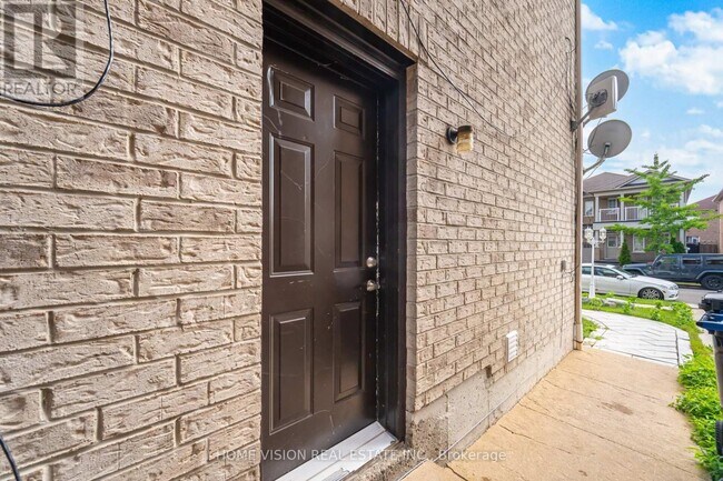 Photo - 17 Atira Ave