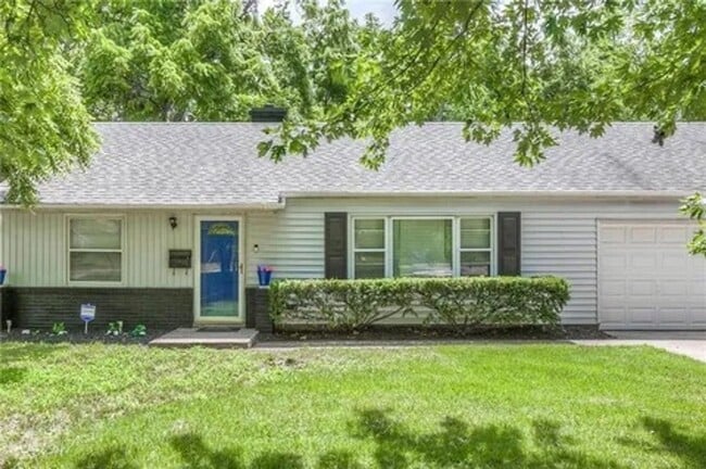 Photo - 2805 W 75th St Casa