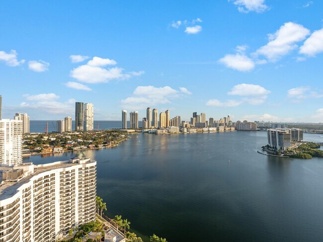 Photo - 3530 Mystic Pointe Dr Unit 3310