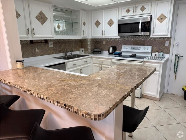 Building Photo - 3750 Galt Ocean Dr Unit 1108 Rental
