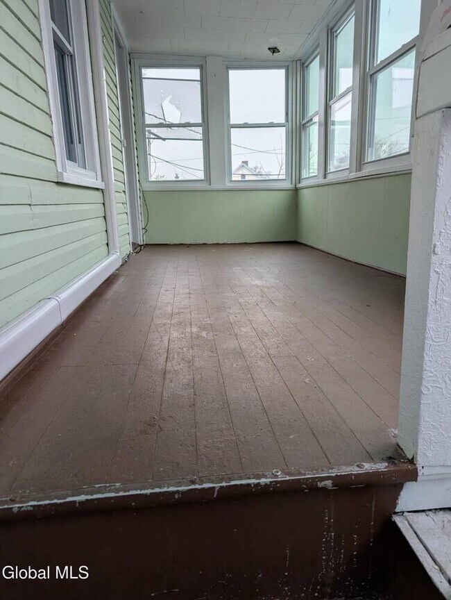 Photo - 318 27th St Unit 2