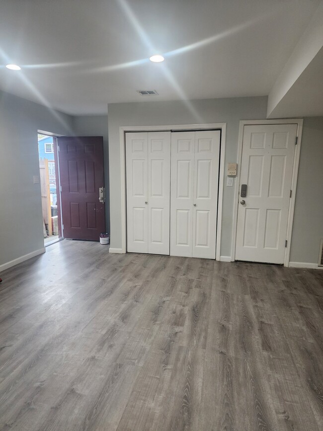 Photo - 22 Linden Ave