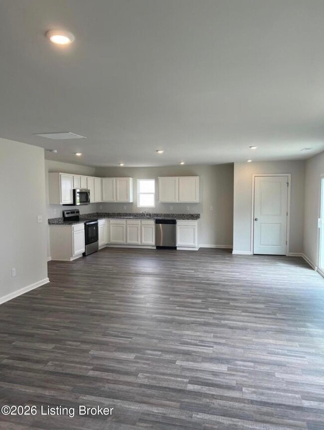 Photo - 205 Elegance Wy