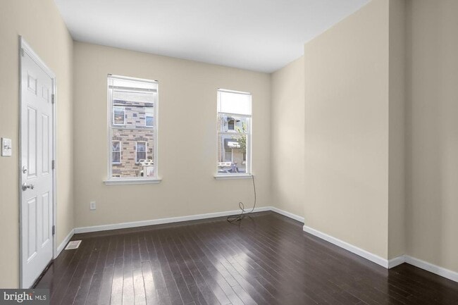Building Photo - 1536 S 19th St Unit 1 Rental