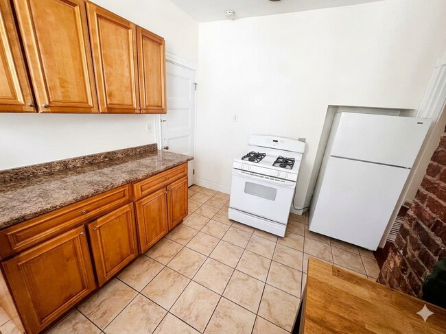 Photo - 75 Elmira St Unit First Floor 3BR + Office