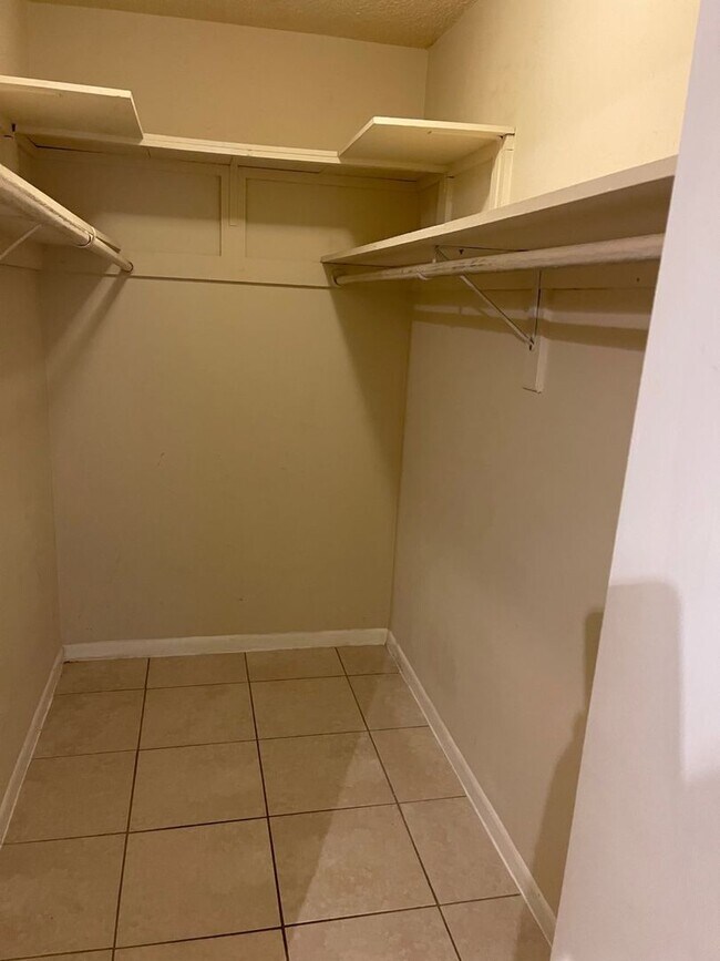 Photo - POS Holdings LLC-718-720 Unit POS Holdings LLC - 718