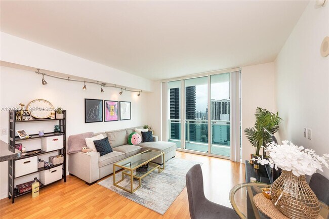 Building Photo - 951 Brickell Ave Unit 2709