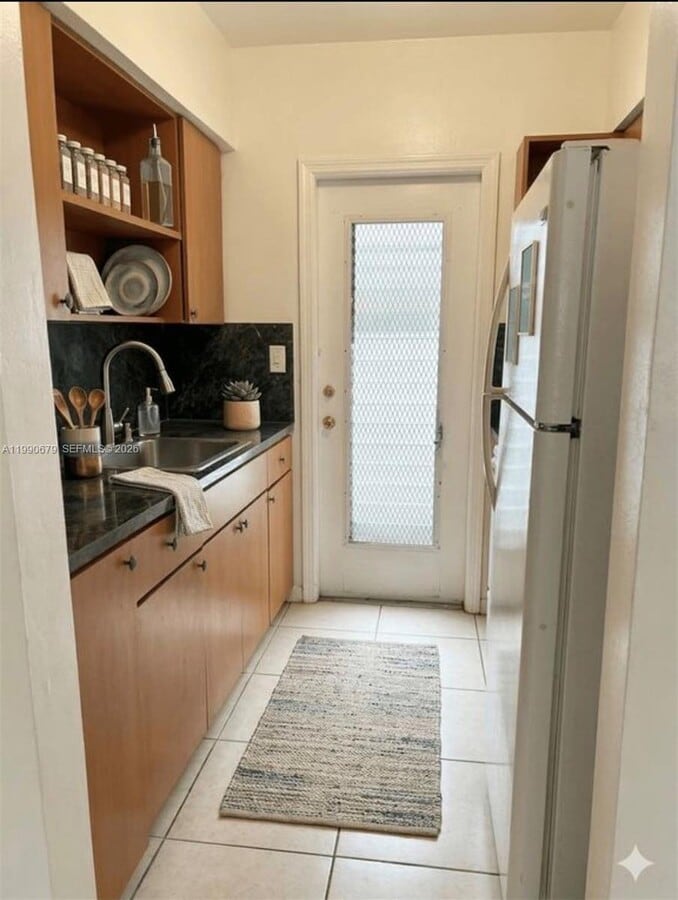 Photo - 934 Meridian Ave Unidad 7