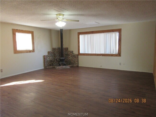 3724 N Skylark Rd