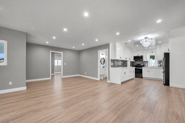25223 Weston Rd