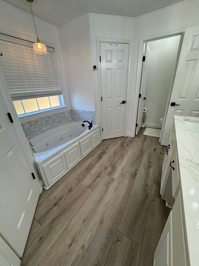 Photo - Newly Updated HOUSE FOR RENT! -3 bed 2 bath w/ Fenced in Yard