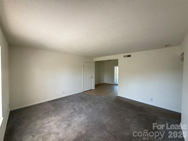 Photo - 2612 Park Rd Unidad C