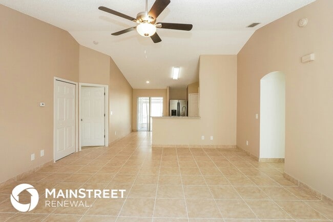 Photo - 502 Whitehall Ave SW