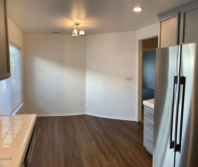 39 Outlook Cir