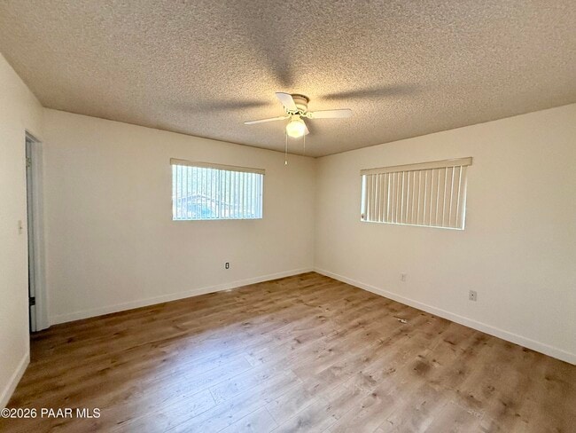 Photo - 841 E Pine Knoll Dr