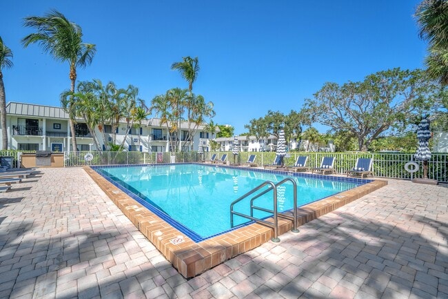 Boca Bend Marina