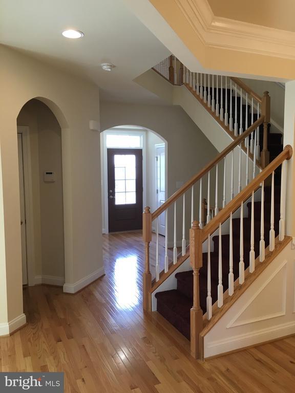 Photo - 315 Quarry Point Rd