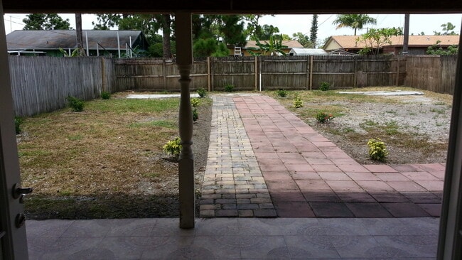 Photo - 5653 Coconut Rd