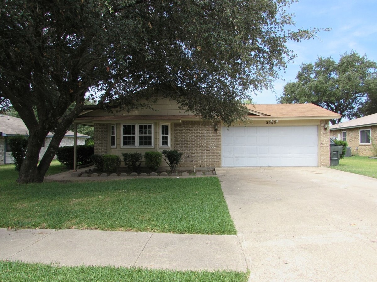 Photo - 2903 Transit Dr