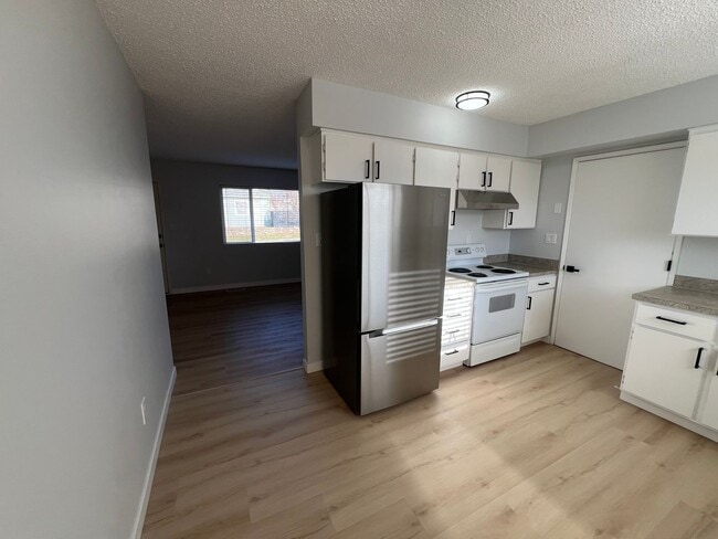 Photo - 928-932 N 6th Street Unidad 932