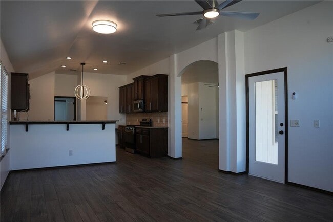 Photo - 13049 SW 5th St