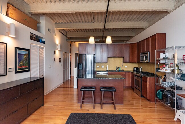 Photo - 2545 S Dearborn St Unidad 511