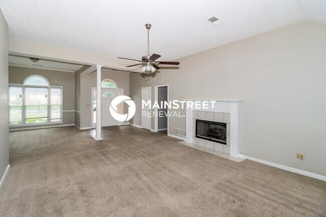 4 Bedroom Pet-Friendly Home in Cordova, TN with Main Street Renewal