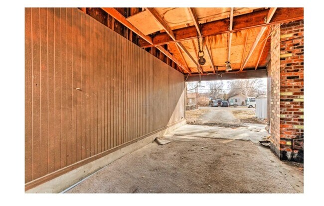 Photo - 3 bed/2 bath Home in town