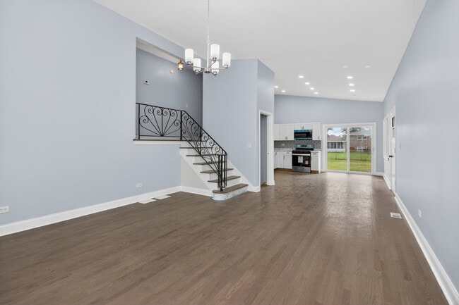 Photo - 15 W 56th St