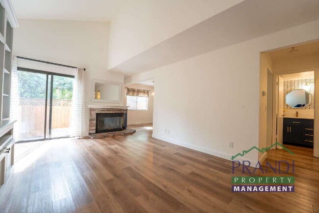 Photo - 25 Cedarwood Ln