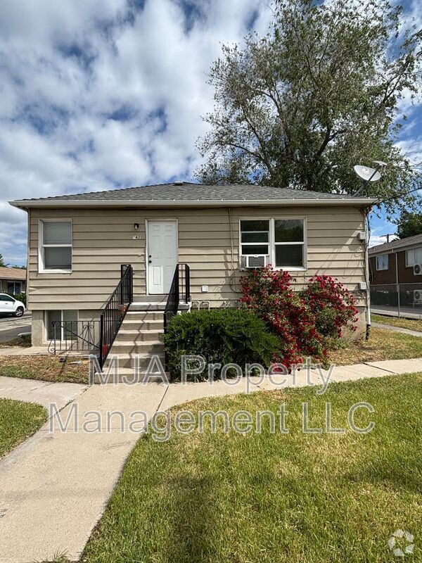 Building Photo - 742 Wasatch St Rental