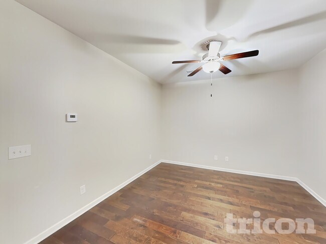 Photo - 206 Ashmere Ct