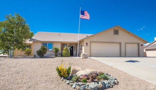 Building Photo - 7378 E Mingus Trail Rental