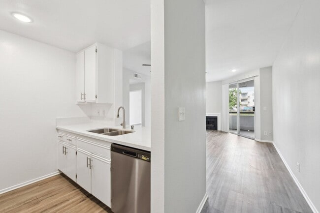 845 S. Kingsley