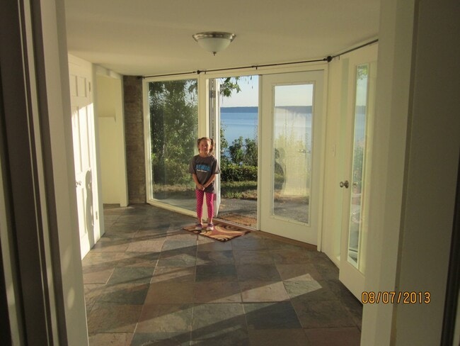 Photo - 12837 Shorecrest Dr SW