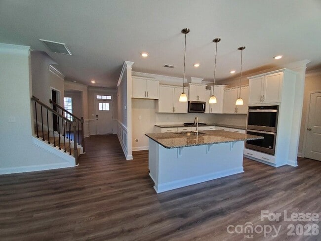 Photo - 3013 Lydney Cir