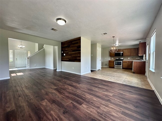 Photo - 8607 Heather Bluff Ct