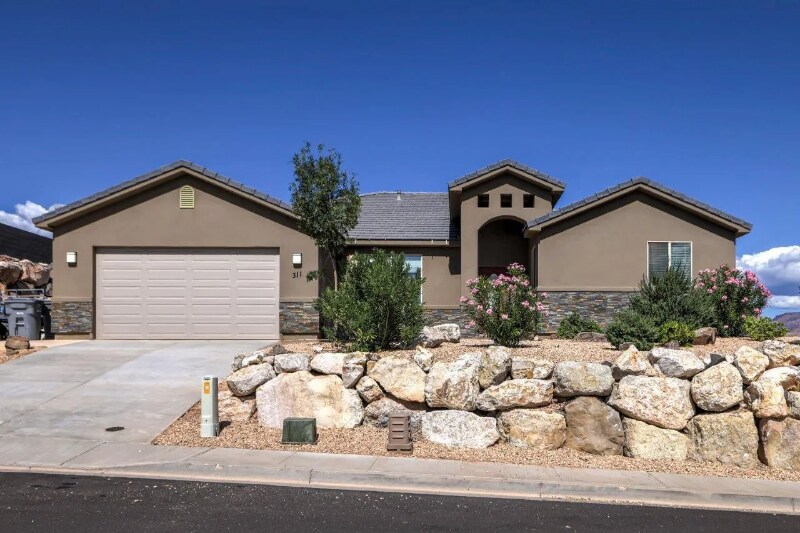 Photo - 311 920 N House