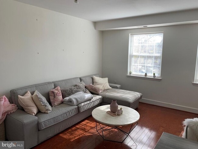 Photo - 3609 38th St NW Apartamento Unidad 303