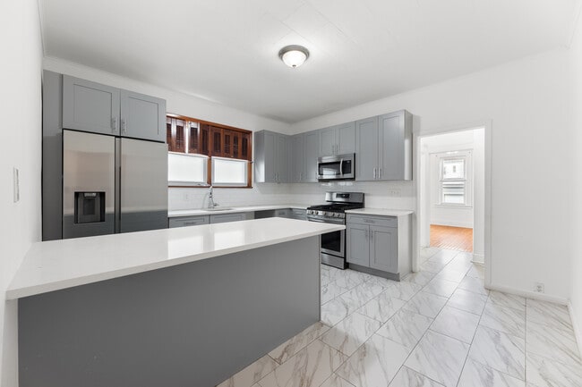 Kitchen - 523 Beardsley Ave Apartment Unit 1L