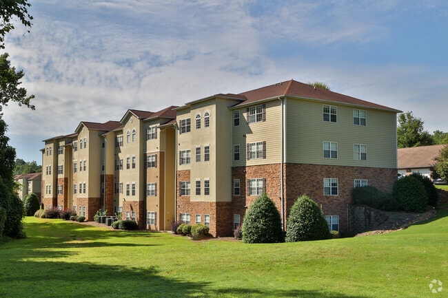 Building Photo - Tuscan Heights Rental