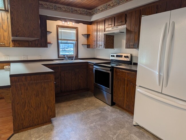 Photo - 25029 Minkler Rd