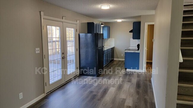 Photo - 400 Gallatin St