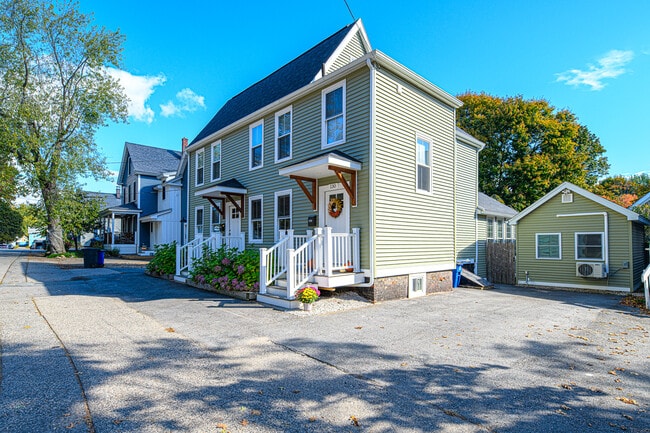 130 Pine St