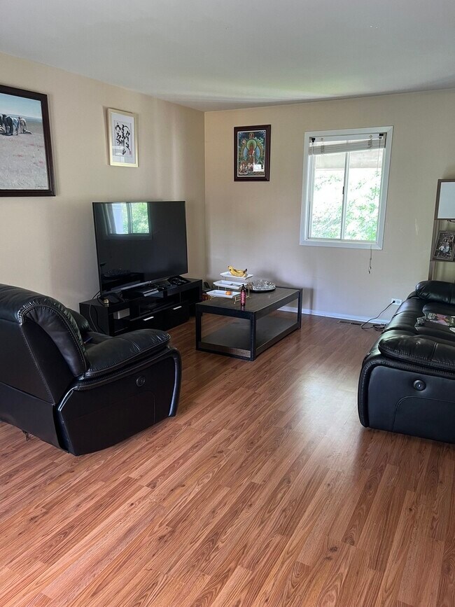 Photo - 107 Horatio Blvd House