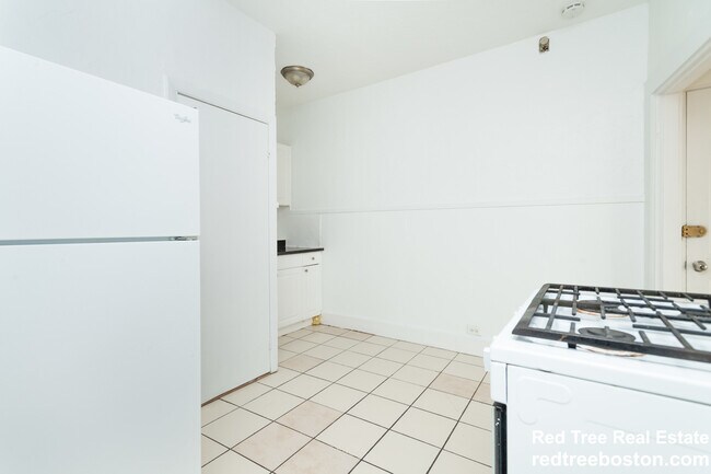 Photo - 307 Hancock St Unit 3