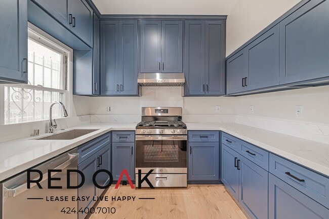 Photo - 2376 Portland St Unit 5