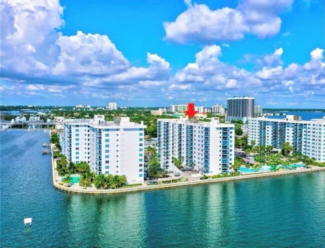 Photo - 7501 E Treasure Dr Unit 7L